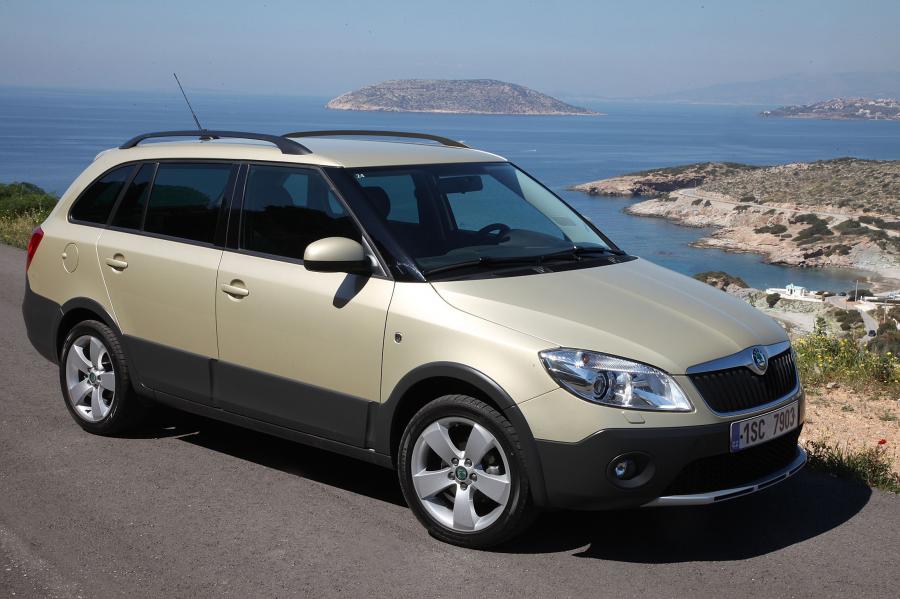  Skoda Fabia Scout 2011 года  (фото 5 из 13)